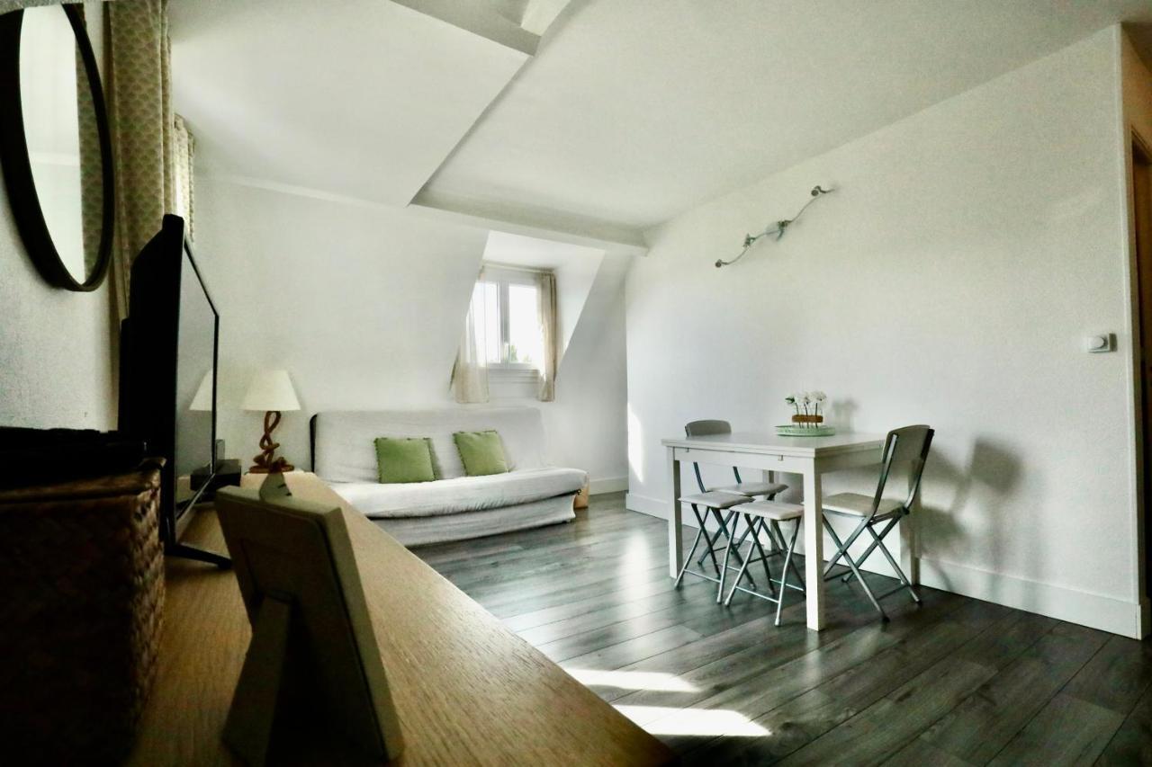 Appartement De L'Hippodrome Avec Deux Chambres Ντοβίλ Εξωτερικό φωτογραφία