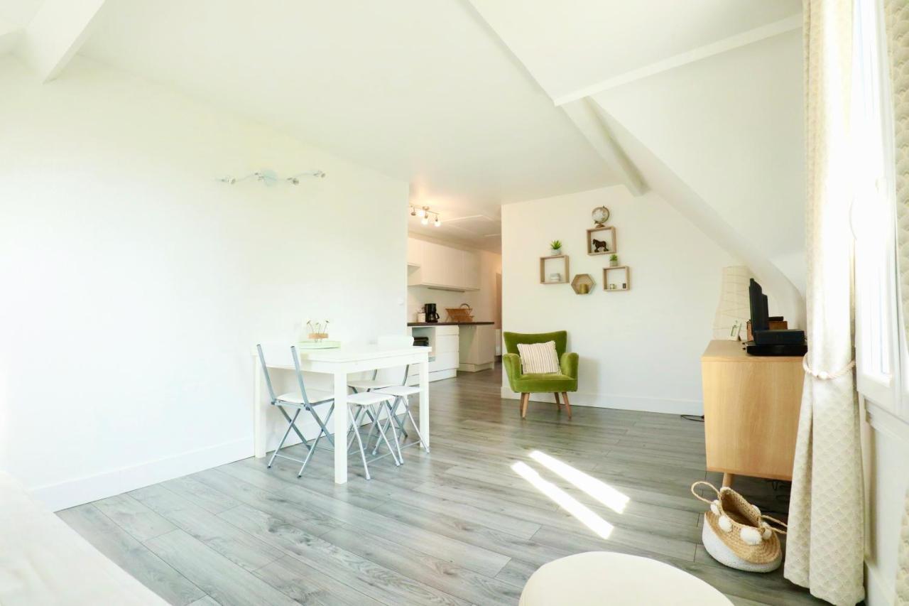 Appartement De L'Hippodrome Avec Deux Chambres Ντοβίλ Εξωτερικό φωτογραφία